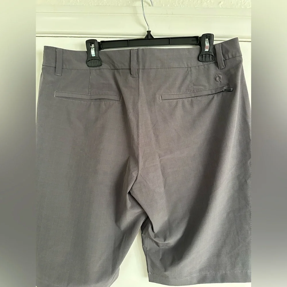 NWOT Hang Ten Black and White Checkered Shorts